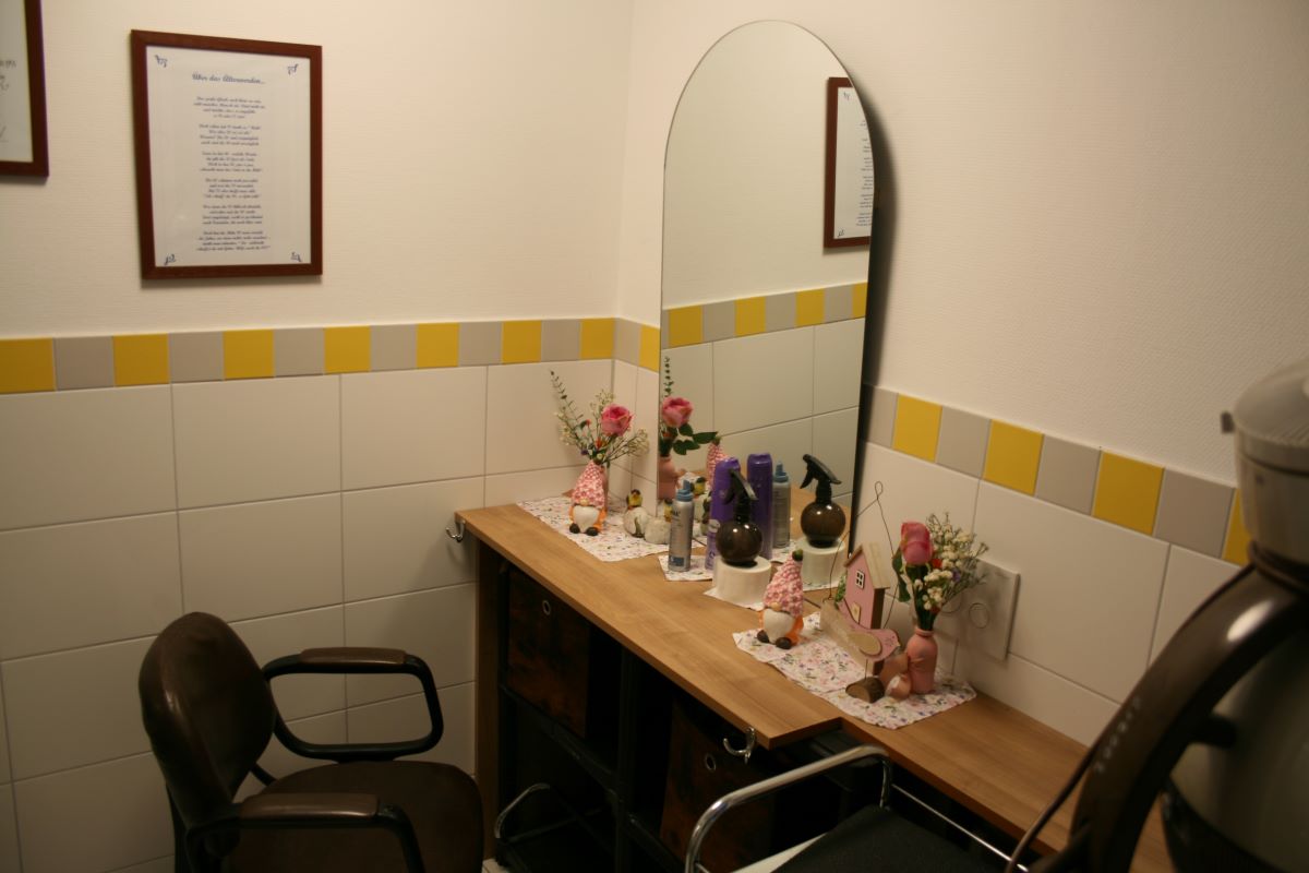 Wohnanlage Gut Köttenich in Aldenhoven - Schminktisch