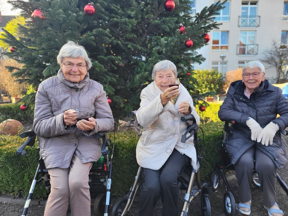Glühweintrinken erster Advent Haus Husemann