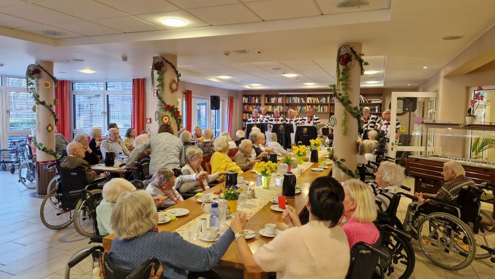 Frühlingsfest in der Seniorenresidenz Fischbek