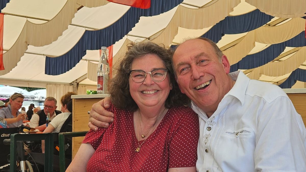 Seniorennachmittag auf dem Volksfest: Haus Raphael feiert mit in Reichertshausen